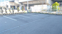 ベアーズ薬局 飯山満駅前店の駐車場