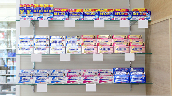 ココカラファイン薬局西新宿5丁目店の一般医薬品