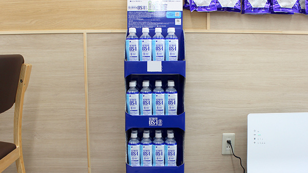 ココカラファイン薬局西新宿5丁目店の飲食物