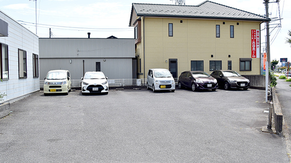 リブラ薬局 ひたちなか店の駐車場