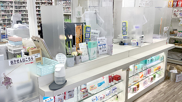 稲垣薬局 町田駅前店の受付/カウンター