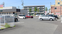 V･drug　大将軍薬局の駐車場