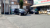ドラッグセイムス南橋本薬局の駐車場