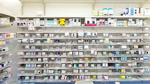 ウォンツ宇品東6丁目薬局の薬棚