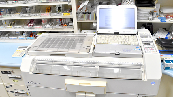 あゆみ調剤薬局西京極店の調剤器具
