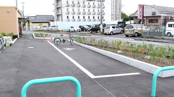 杏林堂薬局　富士永田店の駐輪場