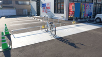 ドラッグイレブン薬局月出店の駐輪場