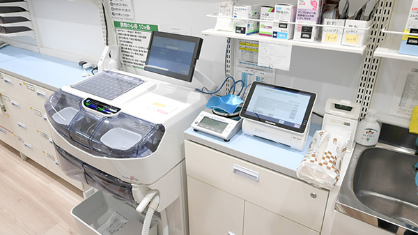 スギ薬局 羽田イノベーションシティ店の調剤器具