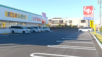 スギ薬局 南陽店の駐車場