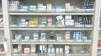友愛薬局幕張店の薬棚