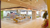 にしいち薬局　夙川駅前店の入口