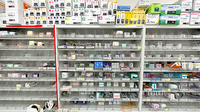 ウイン薬局青葉台駅前店の薬棚