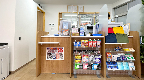 ウイン薬局千葉八幡店の受付/カウンター