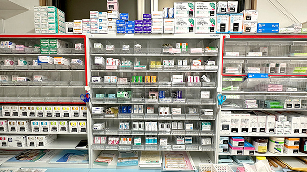ウイン薬局高崎昭和町店の薬棚