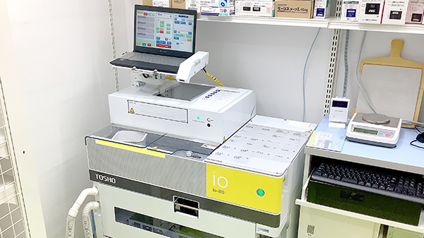 コクミン薬局　アゼリア店の調剤器具