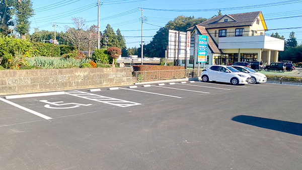 とちぎ薬局　鹿沼栄店の駐車場