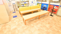クオール薬局マルイファミリー海老名店の待合スペース