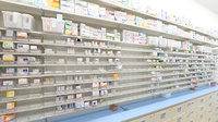 スギ薬局 尾張旭中央店の薬棚