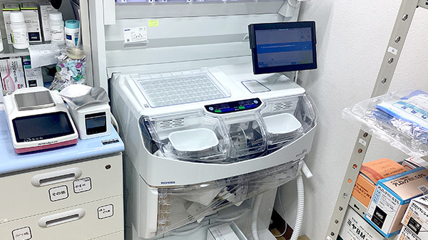 コミュニティ薬局こうづのもりの調剤器具