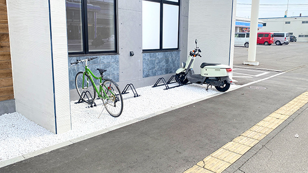 イチフジ薬局・大町店の駐輪場