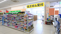 V･drug　上野台薬局の入口