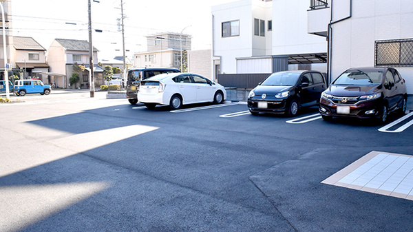たんぽぽ薬局　静岡厚生病院店の駐車場