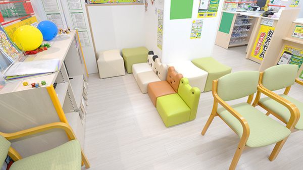 スギ薬局 多摩境駅前店のキッズ用設備