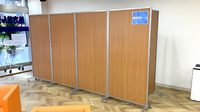 ウイン薬局鶴見中央店の感染予防待合スペース