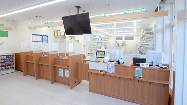 薬局くすりの福太郎　常盤平店の受付/カウンター