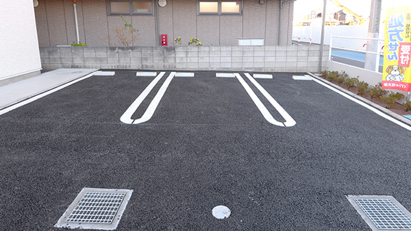 薬局くすりの福太郎　常盤平店の駐車場