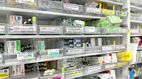 あおぞら薬局　東新小岩5丁目店の薬棚