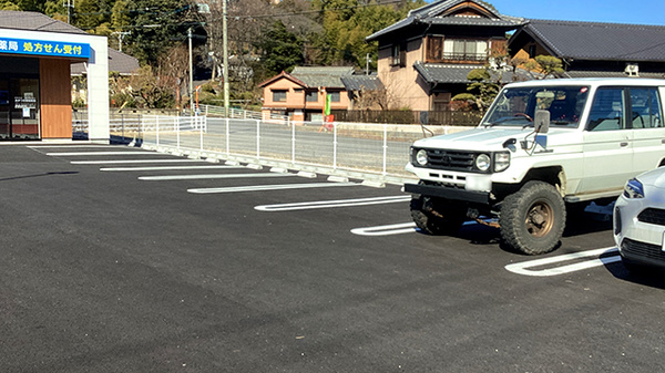 あかつき調剤薬局の駐車場