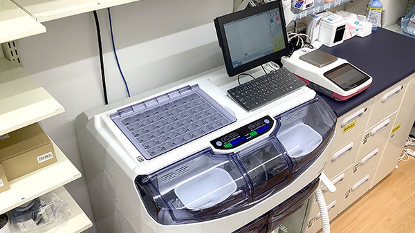 ユタカ薬局　庄名の調剤器具