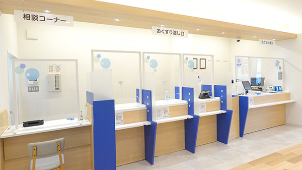 ウェルネス薬局　メディカルモール大庭店の受付/カウンター
