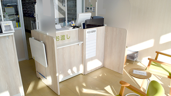 クリエイト薬局幸田大草店の受付/カウンター