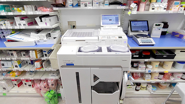 すみれ薬局の調剤器具