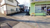 すみれ薬局の駐車場