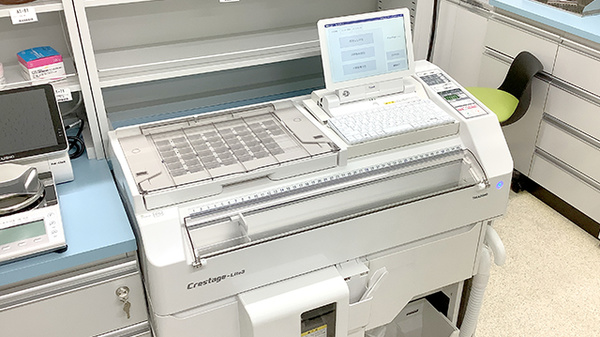 ドラッグセイムス日吉薬局の調剤器具