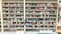 プラチナ薬局 船橋三山店の薬棚