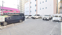スギ薬局 服部天神駅前店の駐車場