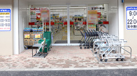 スギ薬局 東新小岩店の入口