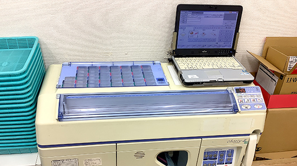 すず薬局柳原店の調剤器具