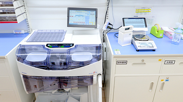スギ薬局 浦和高砂店の調剤器具