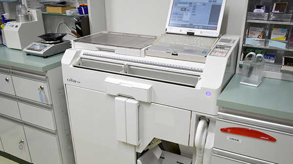 ラポール薬局 新屋敷店の調剤器具