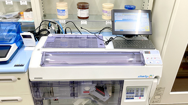 ドラッグセイムス足立保木間薬局の調剤器具