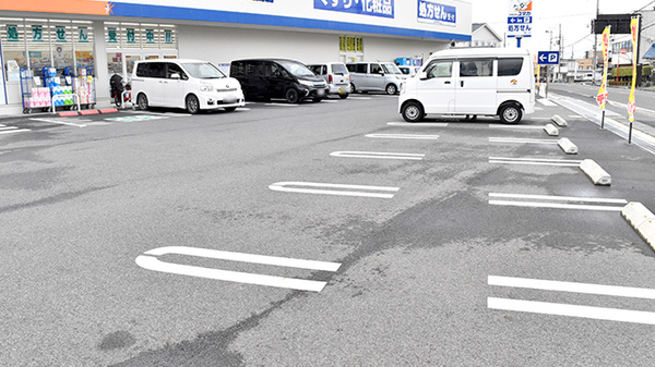 ユタカ薬局　瀬田西の駐車場