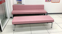 アカカベ薬局　鶴見橋店の待合スペース