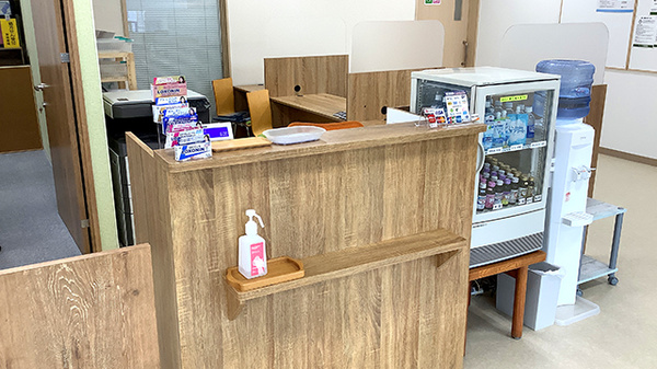 カムイ十字街薬局の受付/カウンター