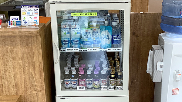 カムイ十字街薬局の飲食物