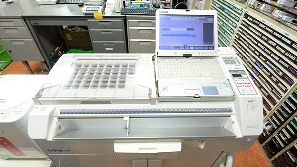 福江薬局本店の調剤器具